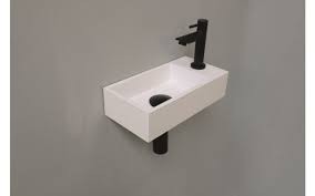 INK VERSUS  GLANS WIT FONTEIN/MAT ZWART KRAAN+ SYPHON + OPEN PLUG 36 X 18 X 9CM - KR.GAT RECHTS